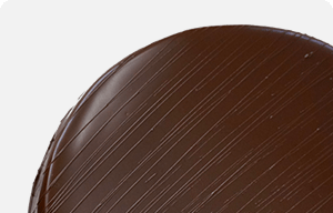 Smooth coating chocolate that is resistant to cracking
