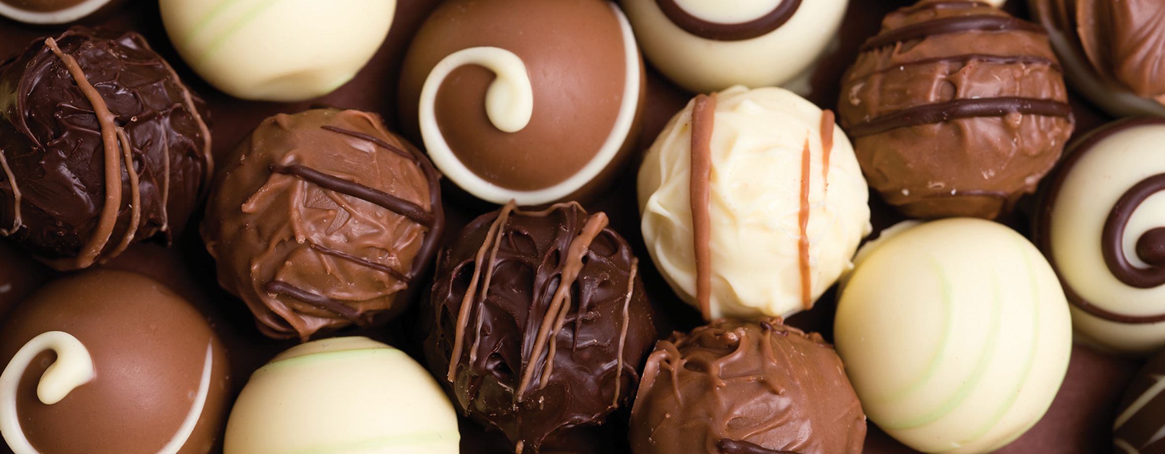 ピュアチョコレートとコンパウンドチョコレートイメージ1